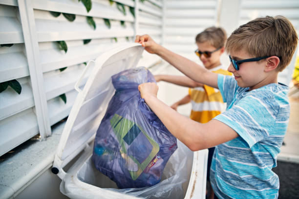 Best Professional Junk Removal  in Cool Valley, MO